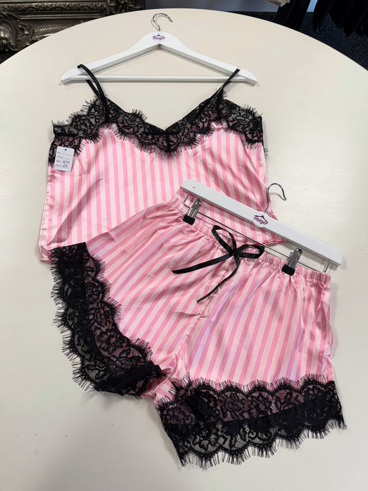 Secert Pj set