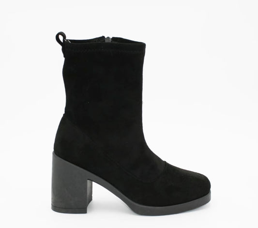 Black Heeled Boots