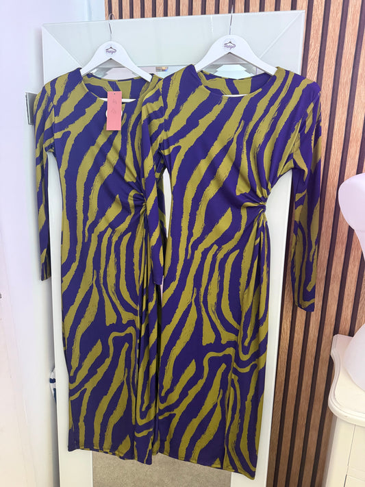 Cut out side detail dress
